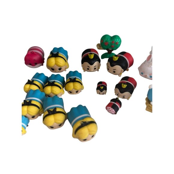 Disney Tsum Tsum Alice In Wonderland Figures, Lot of 35, Cheshire Cat, Queen - Picture 3 of 5